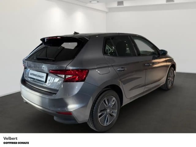 Skoda Fabia Tour1.0 TSI Automatik/Rückfahrkamera/ Klimaanlage.