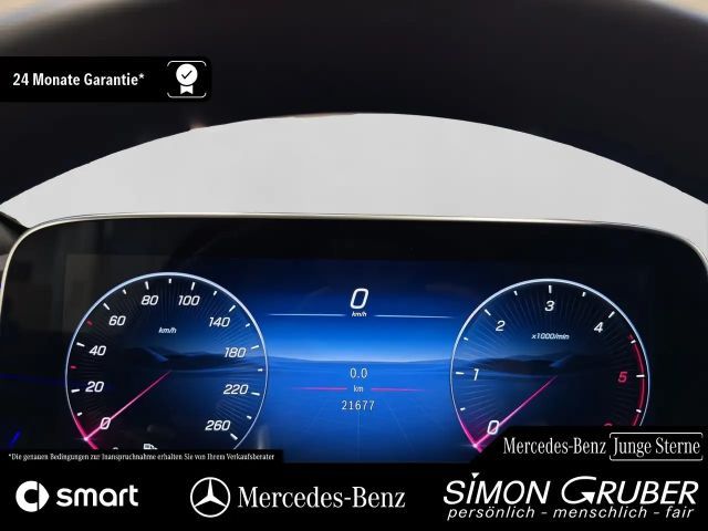 Mercedes-Benz E 220 AMG Line E 220 d Sedan