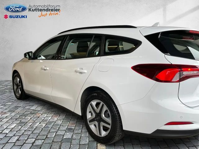 Ford Focus Cool & Connect Wagon