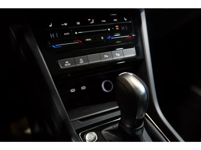 Volkswagen Touran 1.5 TSI Highline Style