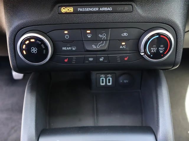 Ford Focus Cool & Connect