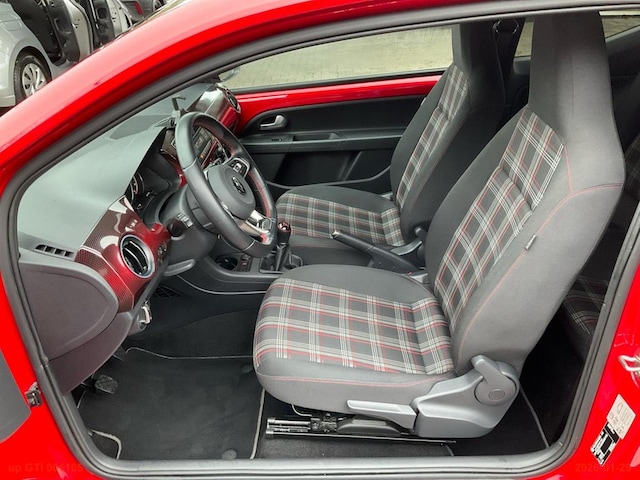 Volkswagen up! 1.0 TSI GTI