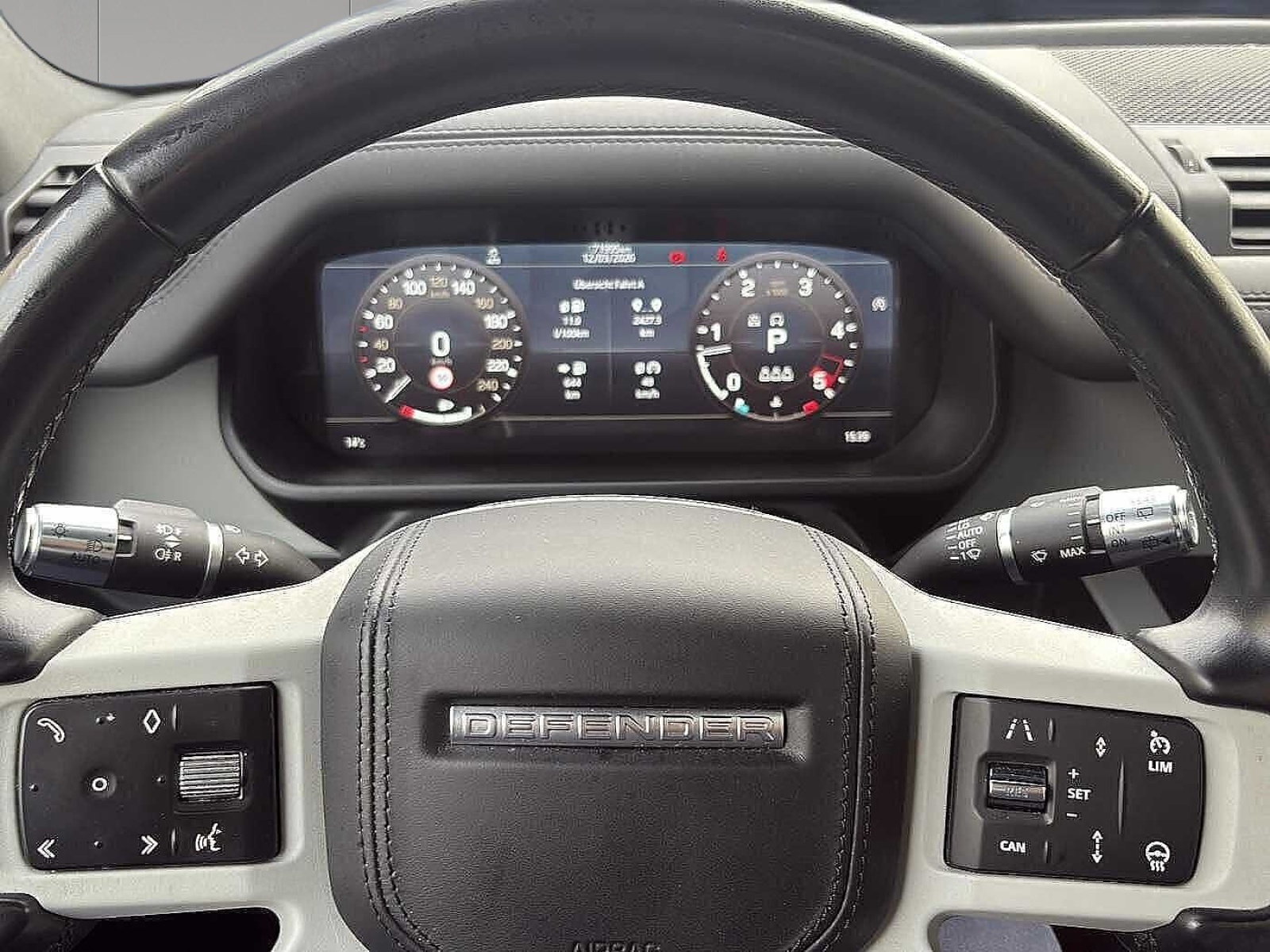 Land Rover Defender 110 HSE