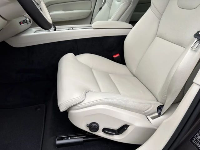 Volvo XC60 AWD Inscription T6