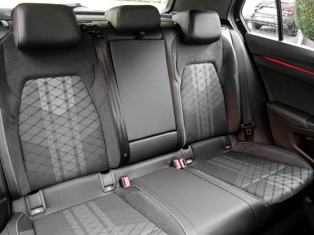 Volkswagen Golf Golf VIII R-Line Style