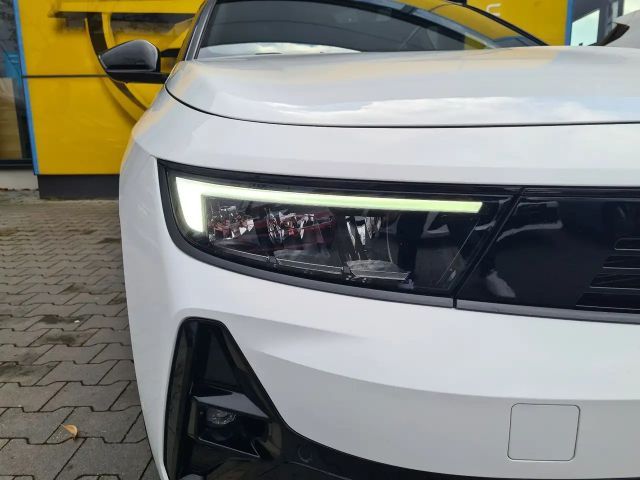 Opel Astra GSe Hybrid Innovation
