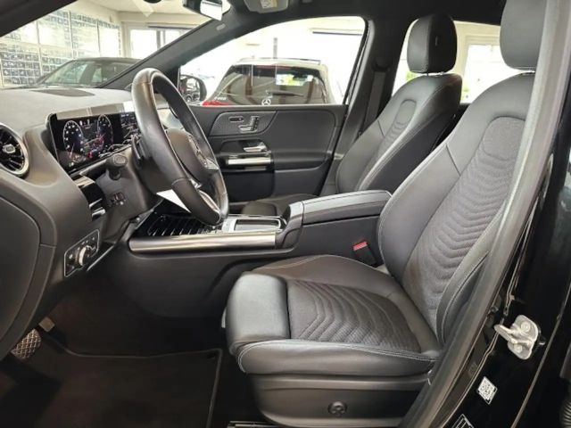 Mercedes-Benz B 180 Progressive Sedan