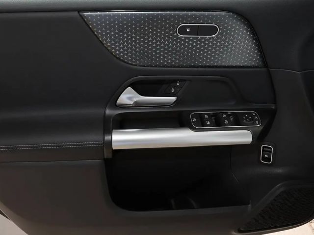 Mercedes-Benz B 180 Progressive