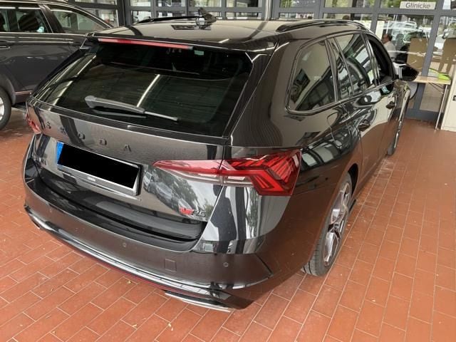Skoda Octavia 2.0 TSI Combi RS