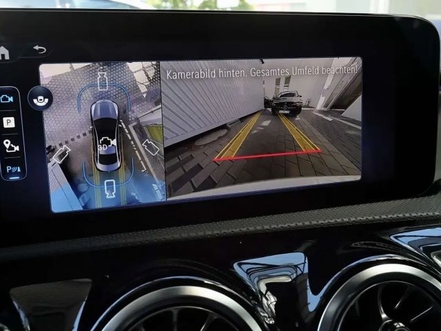 Mercedes-Benz CLA 200 AMG Line Coupé