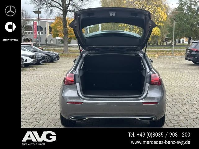 Mercedes-Benz A 200 Progressive