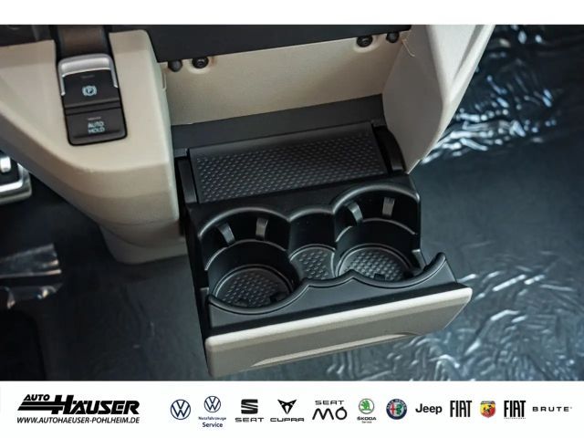 Volkswagen Multivan 2.0 TDI DSG Style T7