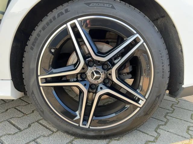 Mercedes-Benz CLA 220 AMG Line CLA 220 d Coupé