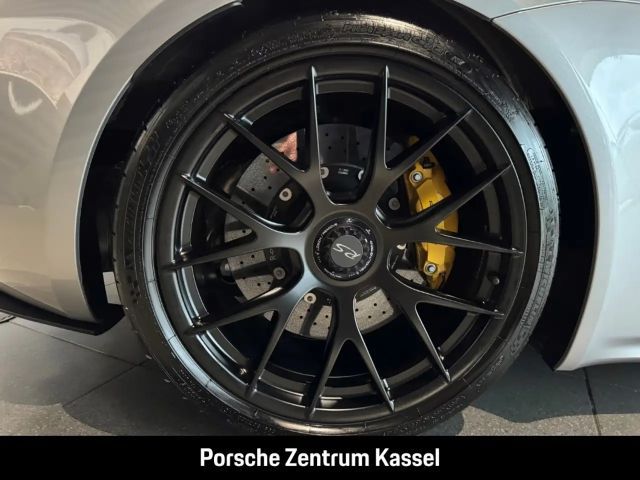 Porsche Cayman 718 RS