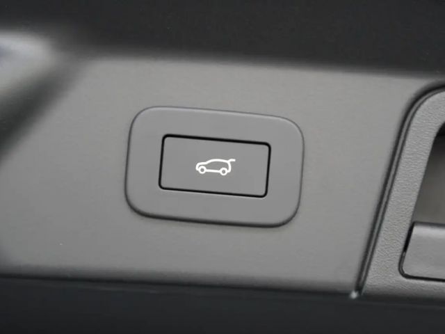 Land Rover Range Rover Velar P400e SE