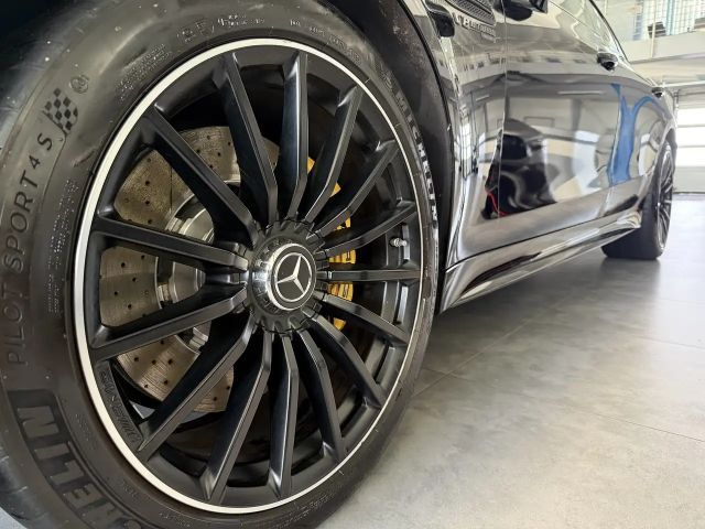 Mercedes-Benz AMG GT 4MATIC+ AMG Line Sedan