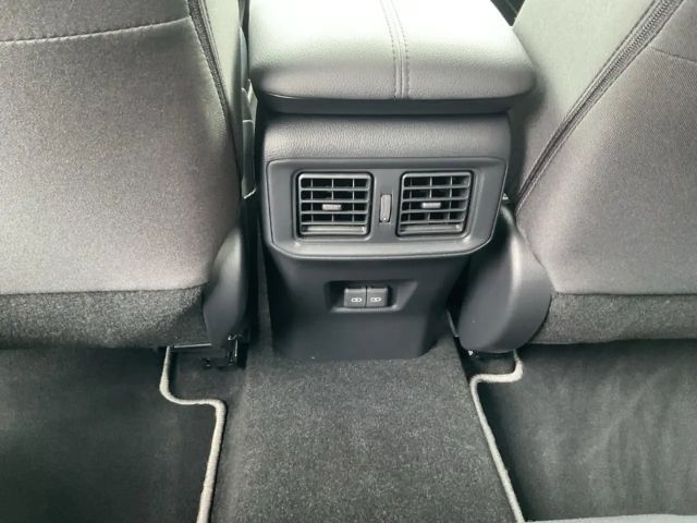 Toyota RAV4 4x2 Hybride Team D