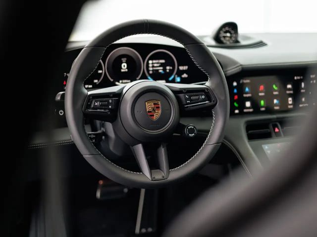 Porsche Taycan Sport Turismo