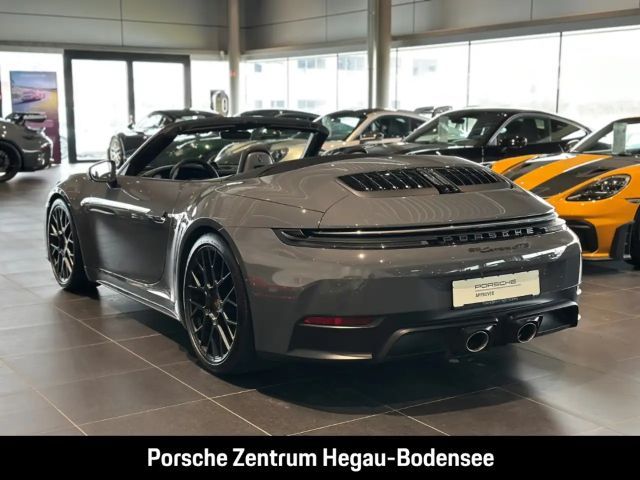 Porsche 992 Cabrio Carrera GTS