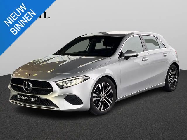 Mercedes-Benz A 180 Business Line Hatchback