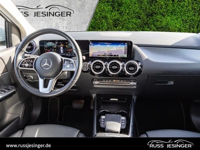 Mercedes-Benz B 180 Progressive Sedan