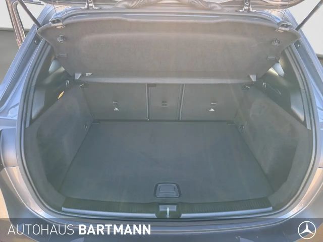 Mercedes-Benz B 200 4MATIC AMG Line