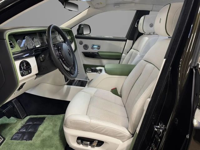 Rolls-Royce Phantom Extended (EWB) "The Connoisseur"