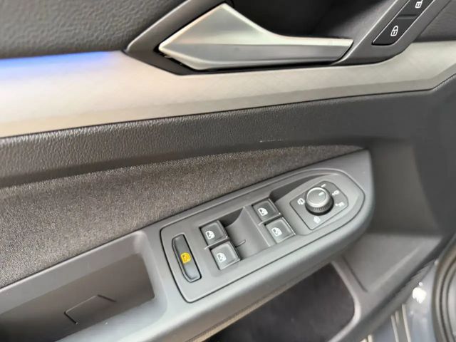 Volkswagen Golf 1.5 TSI Life Variant