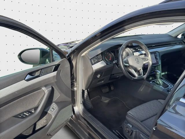 Volkswagen Passat 1.5 TSI Business Variant