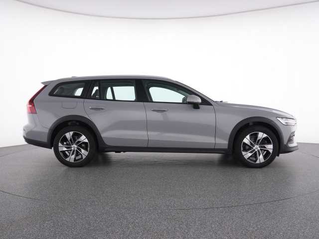 Volvo V60 Cross Country CC