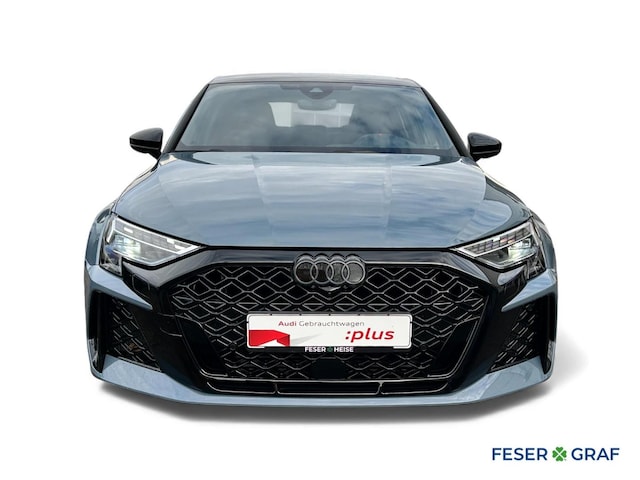 Audi RS3 Quattro S-Tronic Sedan