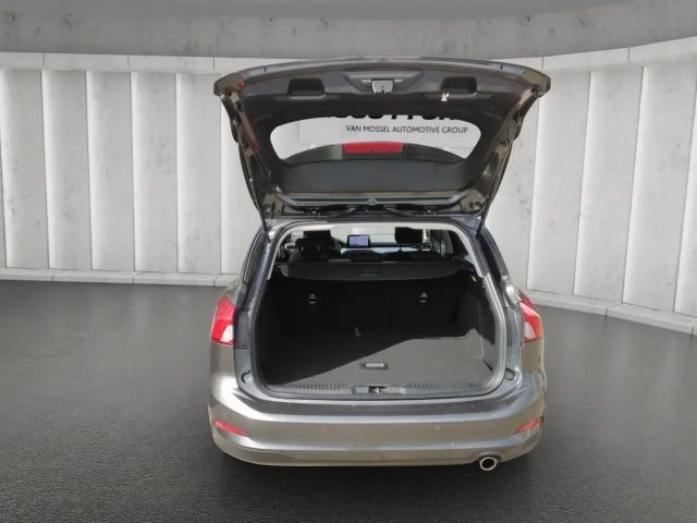 Ford Focus Cool & Connect Wagon