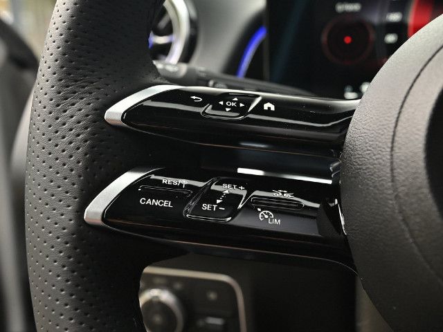 Mercedes-Benz GLB 180 