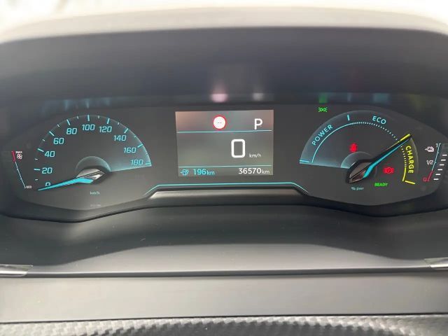 Peugeot E-2008 Active Pack