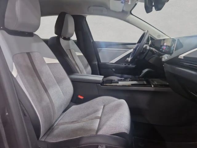 Opel Astra 1.2 Turbo Elegance Turbo