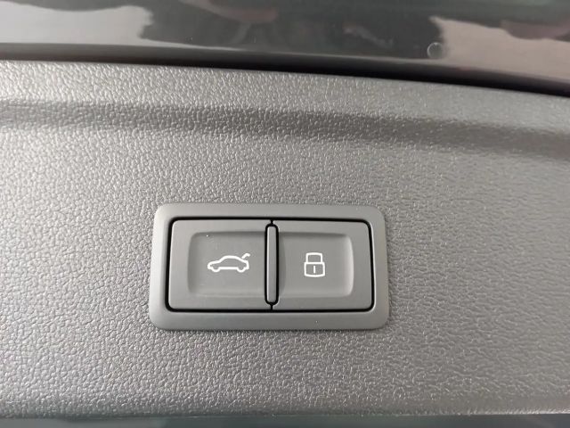 Audi A3 30 TDI Sedan