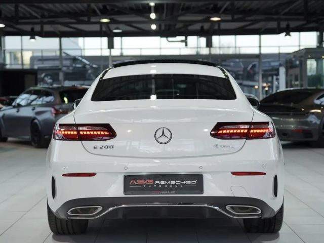 Mercedes-Benz E 200 4MATIC AMG Line Coupé