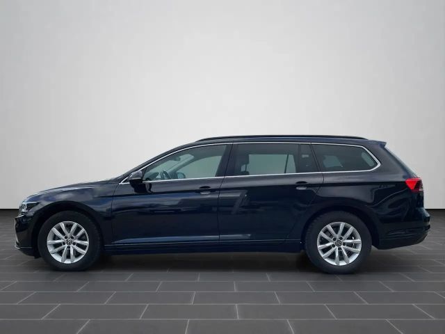 Volkswagen Passat 1.5 TSI Business DSG Variant