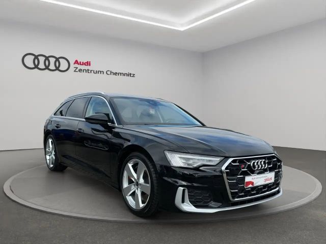Audi S6 Avant Quattro