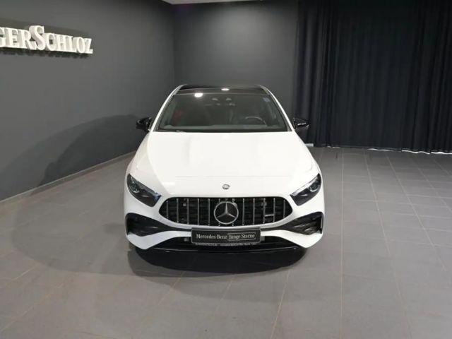 Mercedes-Benz A 35 AMG 4MATIC AMG Line