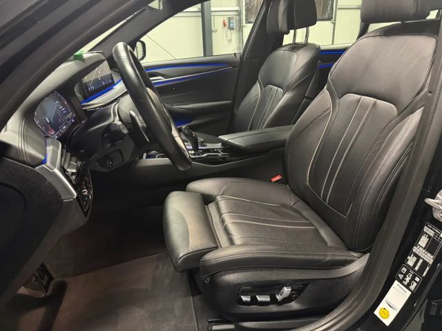 BMW 540 540d M-Sport Touring xDrive