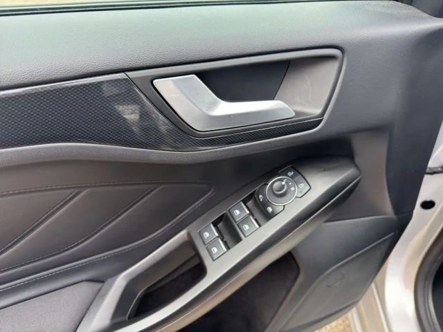 Ford Focus EcoBoost ST Line Wagon