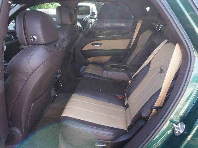 Bentley Bentayga Hybrid