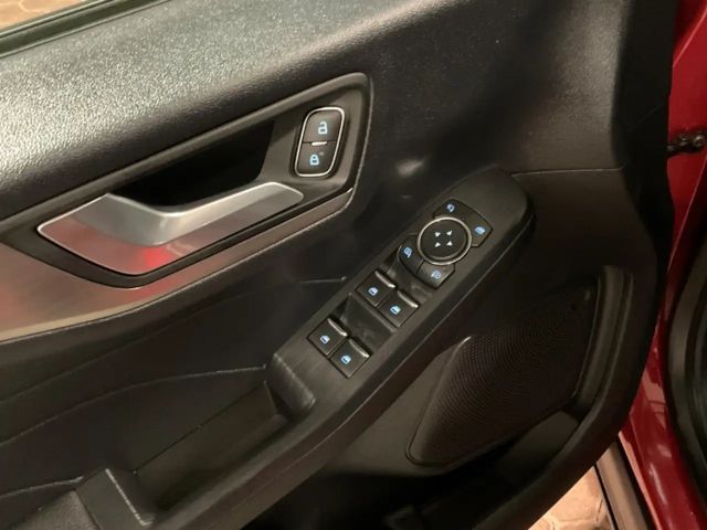 Ford Kuga AWD Titanium