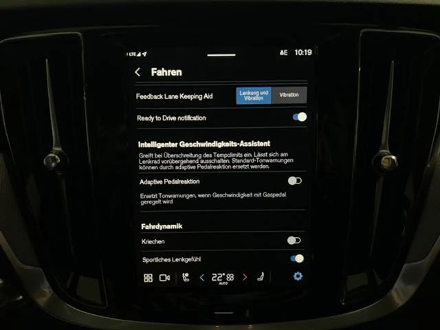 Volvo V60 AWD Dark Plus Recharge T6