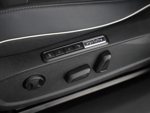 Volkswagen ID.4 IQ.Drive Performance Pro