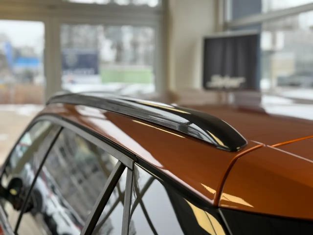 Peugeot E-2008 Allure Pack