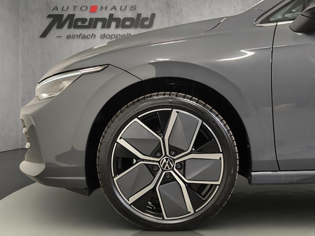 Volkswagen Golf 1.5 TSI DSG Style Variant