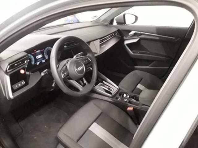Audi A3 30 TFSI S-Tronic Sedan