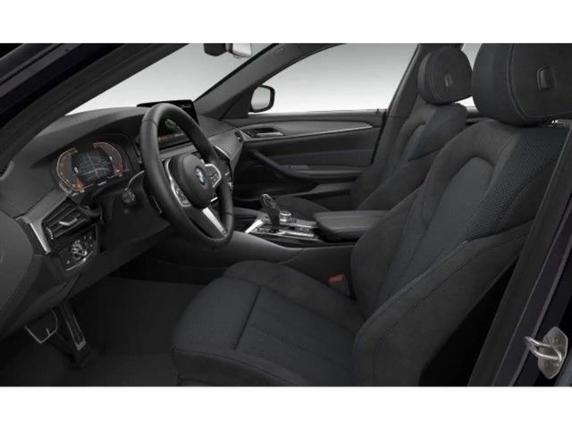 BMW 520 520d M-Sport Touring xDrive